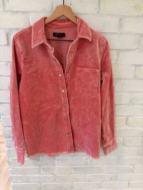 Rock & Roll Cowgirl Coral Pink Corduroy Button-Down Shirt
(B4)